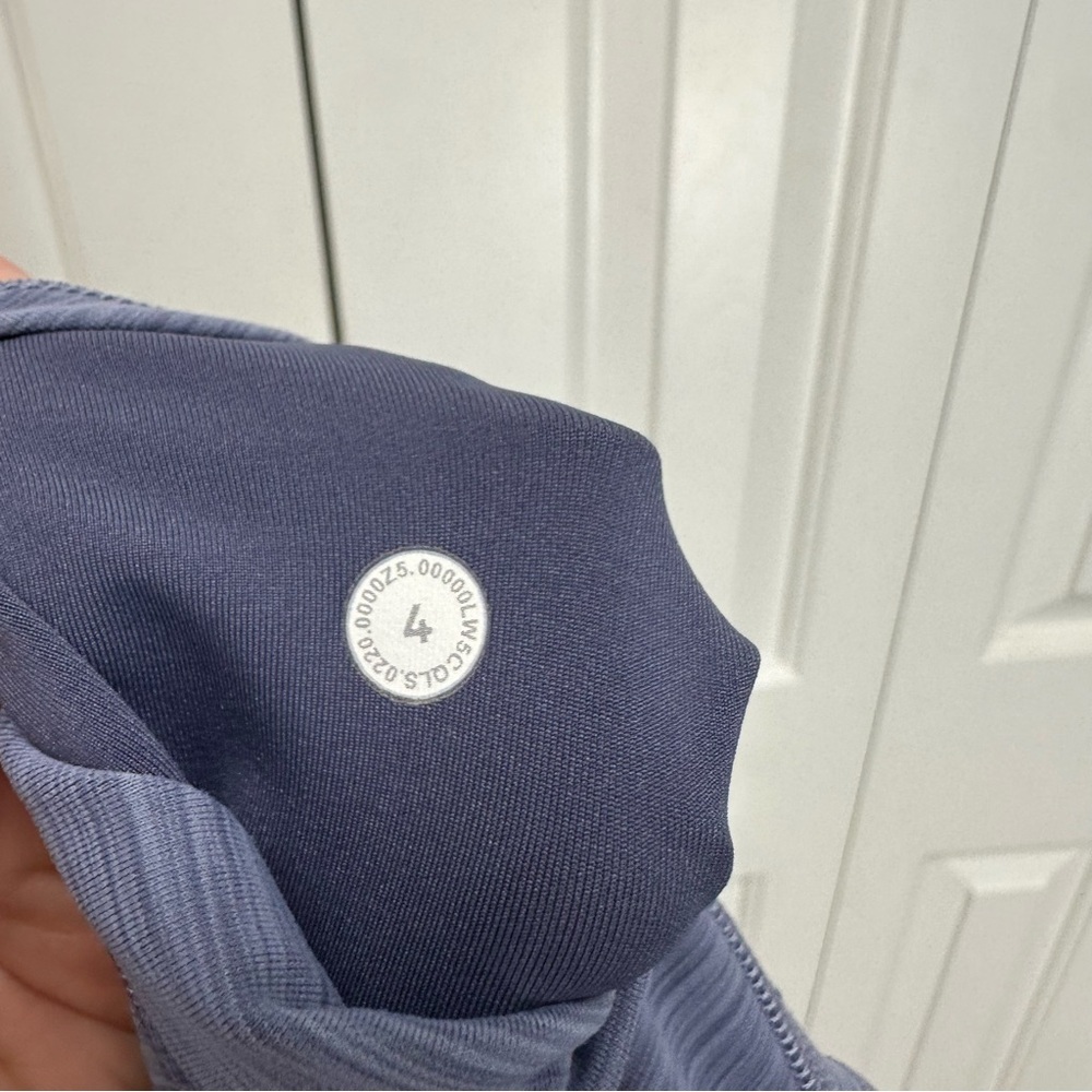 Lululemon Invigorate High-Rise Tight 25" in Heathered Water‎ Drop EUC - Picture 11 of 11